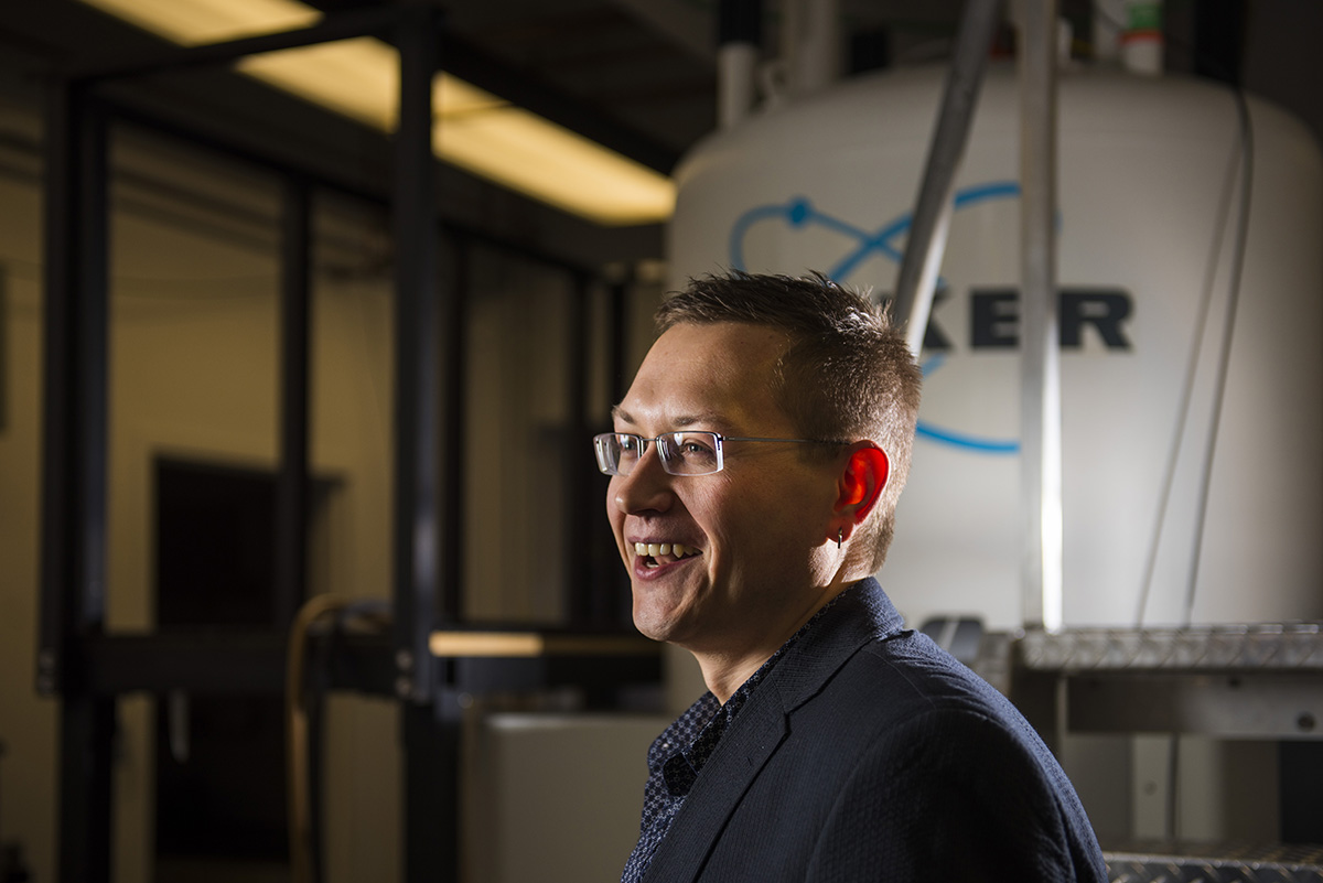  Professor Vladimir Michaelis is bringing next-generation of materials science to the University of Alberta. Photo credit: John Ulan 